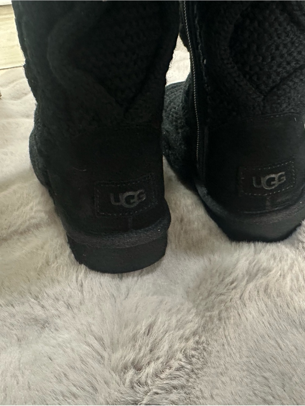 Brand New Authentic UGG CLASSIC TALL CHUNKY KNIT BLACK BOOTS
WOMEN'S Sz 5 - Picture 6 of 7